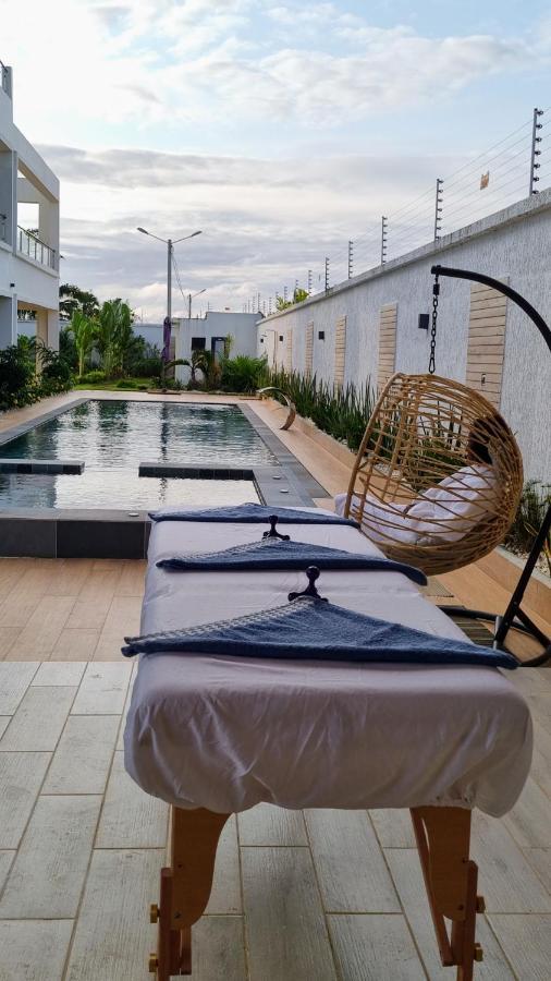 Villa Bolati, Avec Piscine, Jacuzzi, Jardin Et Vue Bonoua Bagian luar foto